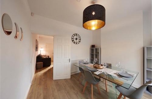 Sneinton House | Spacious Family Home, City Centre, Free Parking
