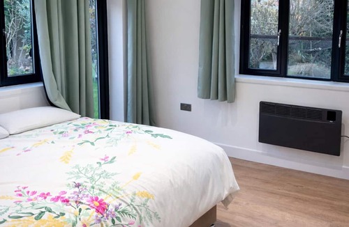 Great Houghton House | Spacious 2-BR Annexe near Abington Park - 10% off