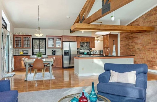 Eagle-Vail House | Spacious | High Ceilings | 4 Min to Beaver Creek