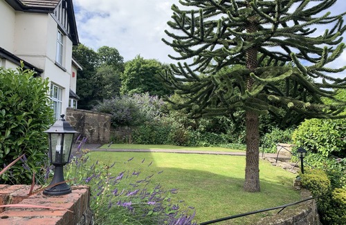 Ambergate House | Spacious house on the edge of the Peak District