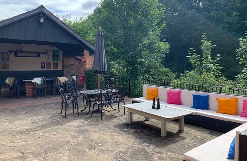 Ambergate House | Spacious house on the edge of the Peak District