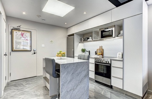 Shaughnessy Village Apartment | Spacious Loft with All Amenities