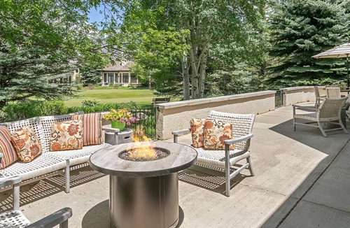 Edwards House | Spacious, Luxury Arrowhead Home with Spacious Deck and Winter Shuttle Service