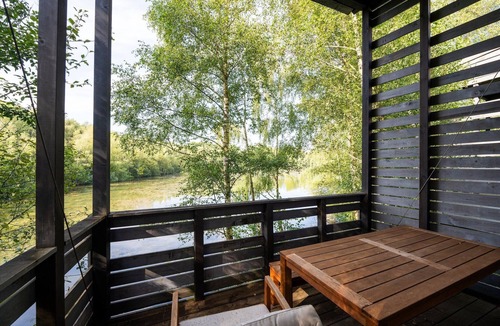 Maubray Villa | Spacious Mansion for 4 Guests