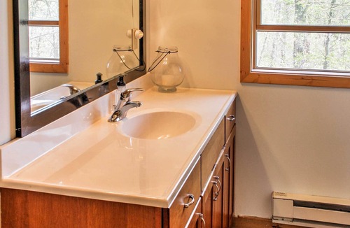 Crosslake House | Spacious Pine Lake Home: Deck, Fire Pit + 3 Acres!