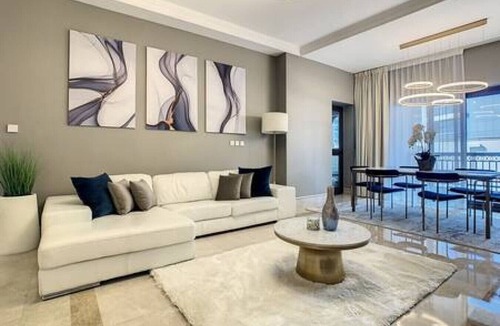 Palm Jumeirah Apartment | Spacious Two + Maids Apartment on the Palm