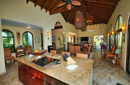 Antoneys Cay House | Spectacular Hilltop Rental for 6 w/Private Beach, Mountain & Sea Views.