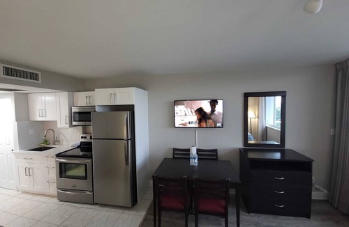 Sunny Isles Beach Apartment | Spectacular Studios, 4 people, on the beach, direct access in Sunny Isles Beach