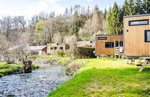 Smuid House | Spend the night in the middle of the Ardennes in your own Laidback Cabin!