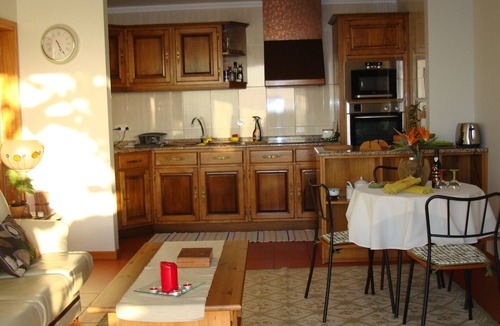 Sao Goncalo Apartment | Splendid view! Warm apartment, garden and barbecue!