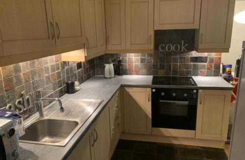 Stansted Apartment | Stansted spacious 2-bed apartment, easy access to Stansted Airport & London