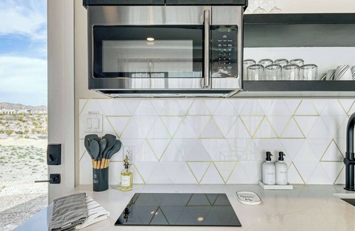 Study Butte-Terlingua Apartment | Stardust Big Bend Luxury A-Frame#1 with a fab view