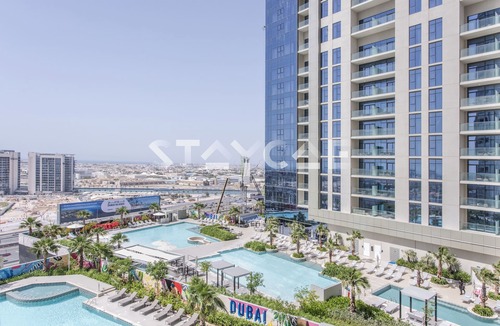 Sheikh Zayed Road Apartment | Staycae Holiday Homes - Aykon C