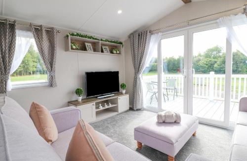 Swannington House | Stork Lodge