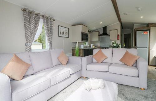 Swannington House | Stork Lodge