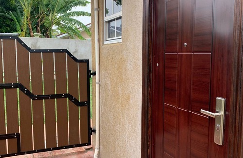 Mammee Bay House | Studio bungalow WiFi/Hot Water in flourishing Drax Hall