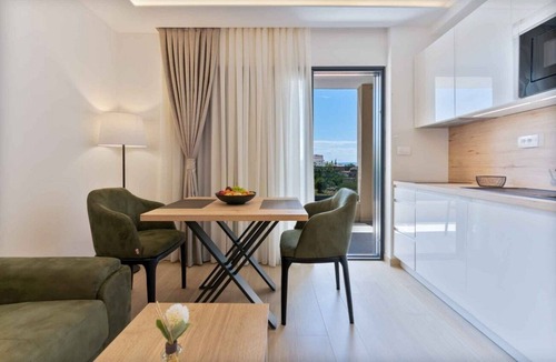 Promajna Apartment | Studio flat with balcony Promajna, Makarska (AS-20940-g)