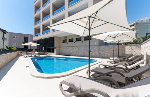 Promajna Apartment | Studio flat with terrace and sea view Promajna, Makarska (AS-20940-j)