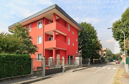 Mazzo Apartment | Studio Rho Fiera R2 Ospedale Galeazzi