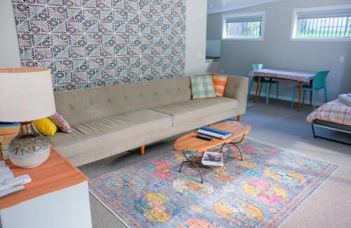 St. Heliers House | Studio Wing in Saint Heliers