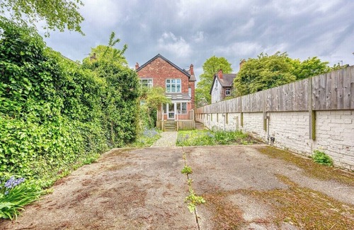 Mapperley House | Stunning 6 bed in Nottingham - Sleeps 16