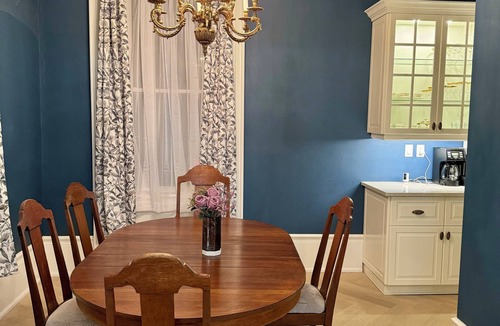 Napanee House | Stunning Century Riverfront Estate with sweeping waterfront views.