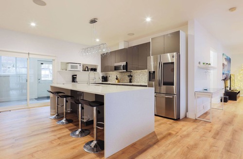 York - Haig House | Stunning Mansion in Niagara