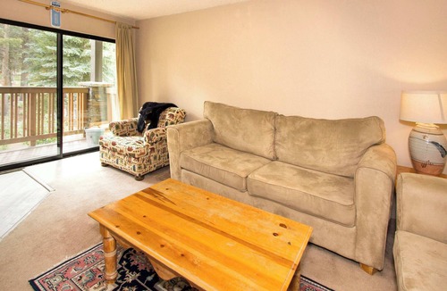 Mammoth Lakes Condo | Summit #217 | A Couples Getaway Dream!