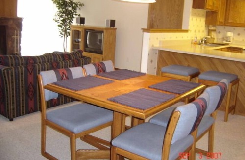 Wildernest Condo | Summit County Condo Rental - Great Location and Amenities!