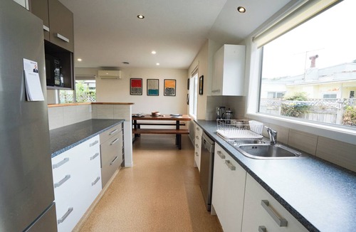 Titahi Bay House | Sunset Shores at Titahi Bay by Aotearoa Escapes