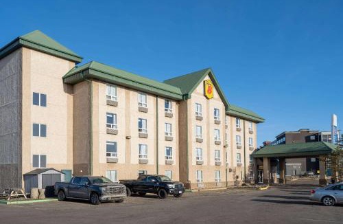 Leduc Hotel | Super 8 by Wyndham Edmonton International Airport