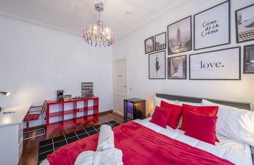 Postel Bed & Breakfast | Superior Double Room - Bed & Breakfast - Free Breakfast + Gym
