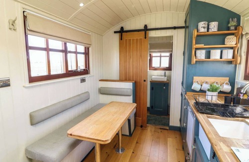East Drayton House | Sweet Caroline Shepherd's Hut Retreat