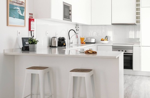 Peniche Apartment | Swell House - Stylish Baleal Beach Apartment