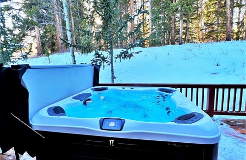Peak 8 Ski Chalet | Tall Pines Superchair Townhome Ski In/Out Private Hot Tub
