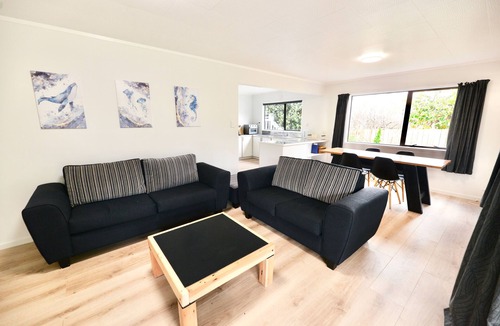 Coopers Beach Apartment | Tamarillo Bach - Your Relaxing Beach Escape in Coopers Beach