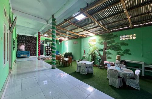 Marinsow House | Tangkoko Gallery Guest House and Resto
