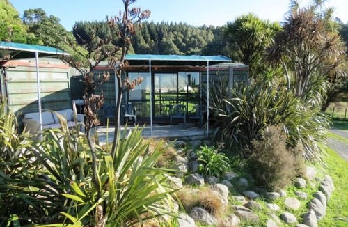 Palliser Bay House | Te Rakau Cabins - a wildlife haven and retreat
