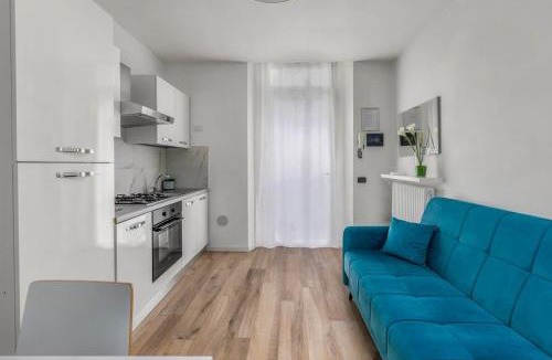 Como Apartment | Teal Haven - Stylish Retreat Steps from Lake Como