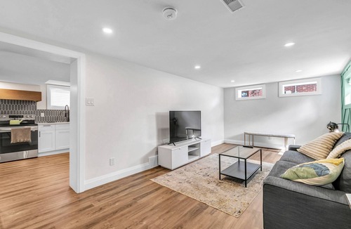 Rosemount House | Teal Treasure - Two Bedroom