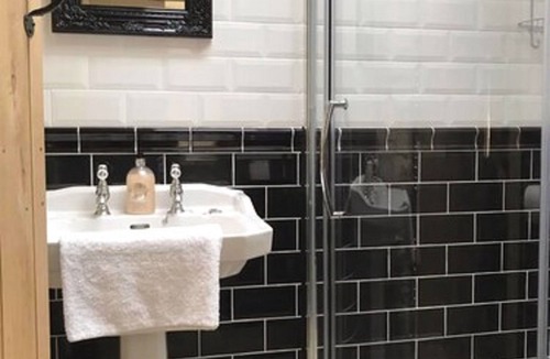 Chipping Campden House | The Bantam Tea Rooms & Guest House