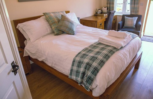 Shepshed Bed & Breakfast | The Barn Courtyard