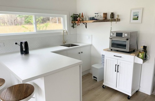 Flat Point Apartment | The Beach Apartment