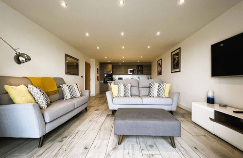 Sandown Apartment | The Beach Retreat