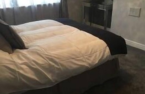 Desford Bed & Breakfast | The Bluebell Inn and Lodge