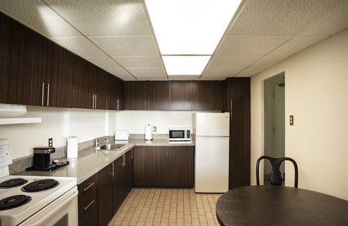 Golden Triangle Hotel | The Business Inn