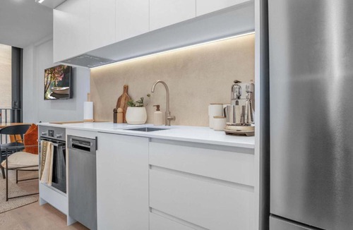 Te Aro Apartment | The Courtenay Chic Retreat 1BR Apartment