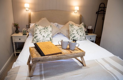 Whatstandwell Bed & Breakfast | The Family Tree