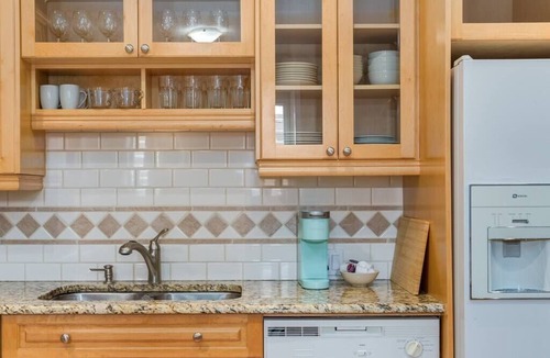 De Winton Apartment | The Farmhouse @ Spruce Meadows/Dewinton 2 bed
