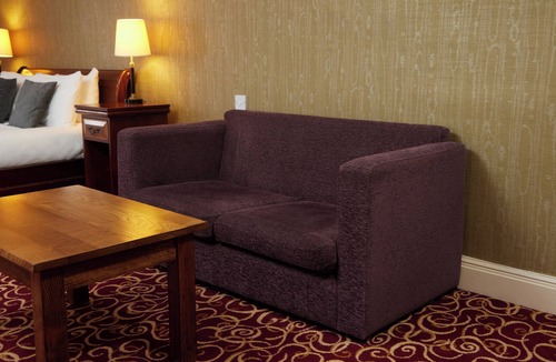 Markfield Hotel | The Fieldhead Hotel by Greene King Inns